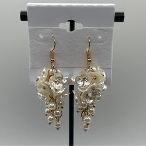 Bountiful Bouquets Pearlescent Floral Earrings